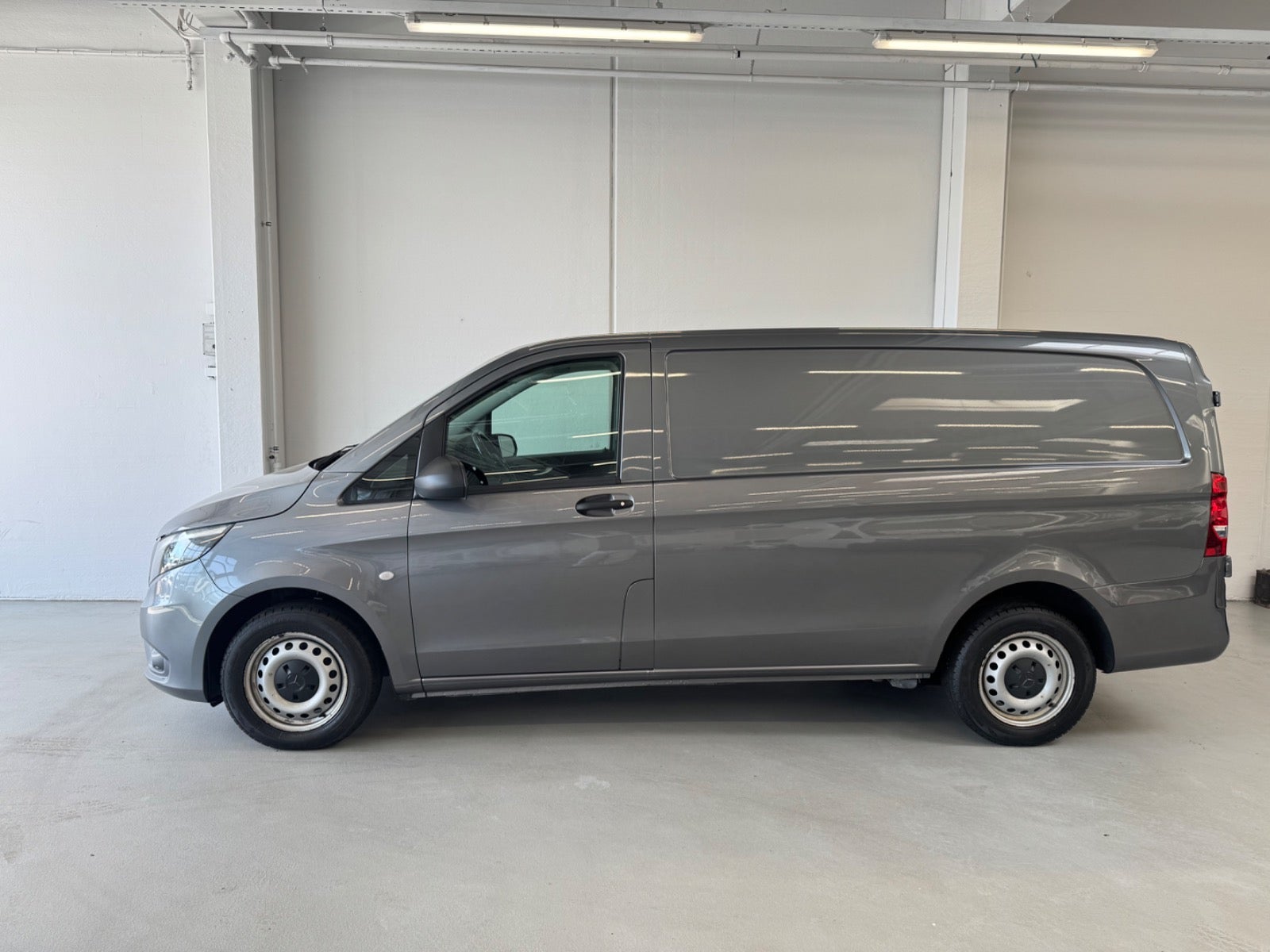 Billede af Mercedes Vito 114 2,0 CDi Kassevogn aut. L RWD