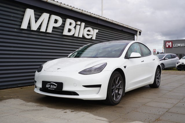 Tesla Model 3  RWD