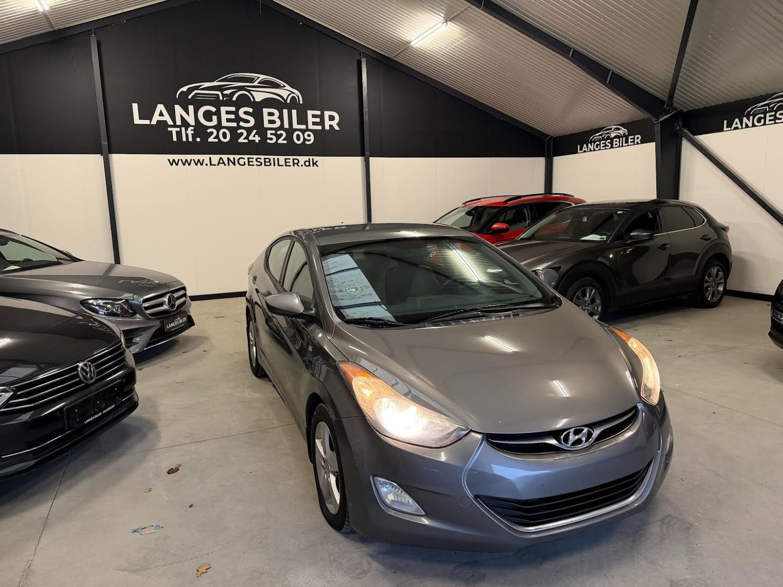 Hyundai Elantra aut.