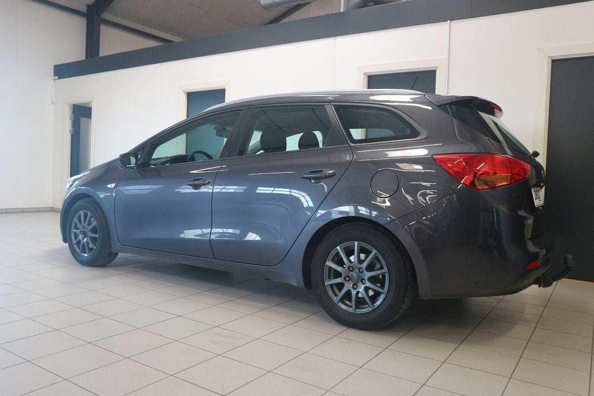 Kia Ceed CRDi 128 Limited SW