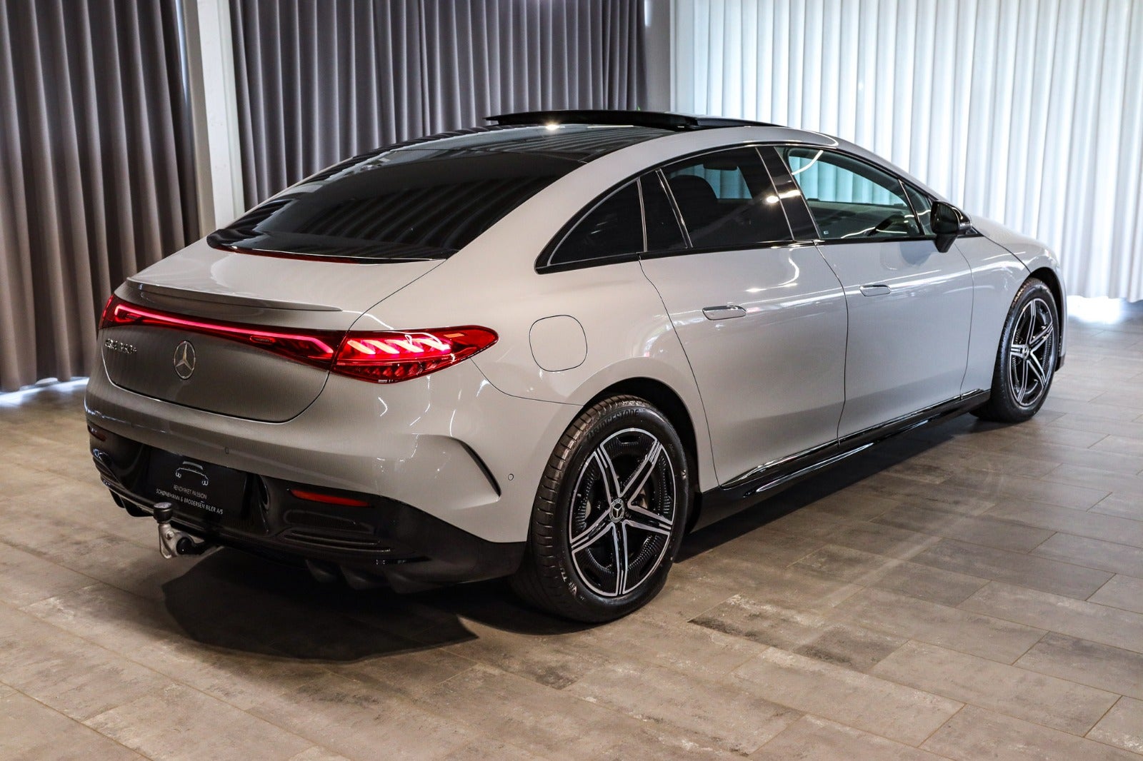 Billede af Mercedes EQE350+  AMG Line