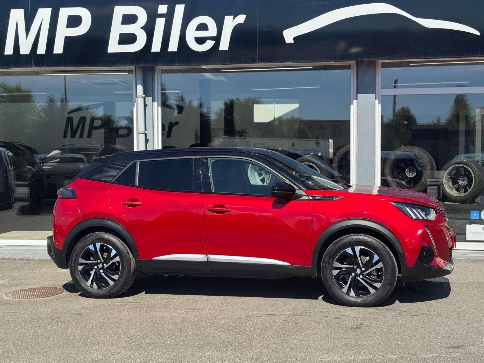 Billede af Peugeot e-2008 50 GT