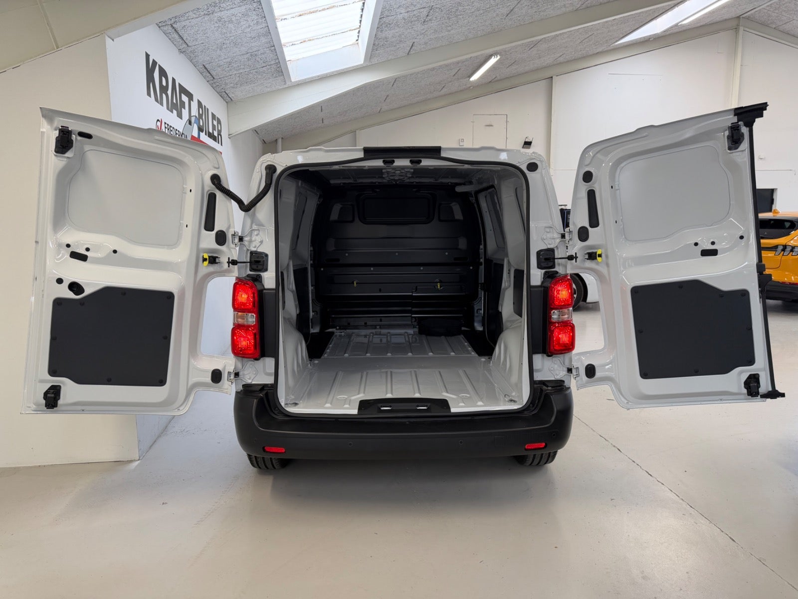 Billede af Citroën ë-Jumpy 50 L2 BaseLine