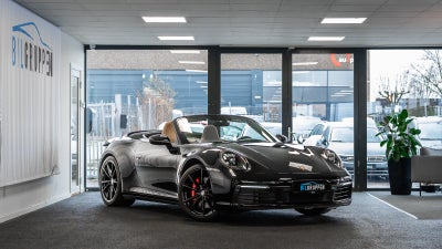 Porsche 911 Carrera S 3,0 Cabriolet PDK Benzin aut. Automatgear modelår 2020 km 28500 Sortmetal klim