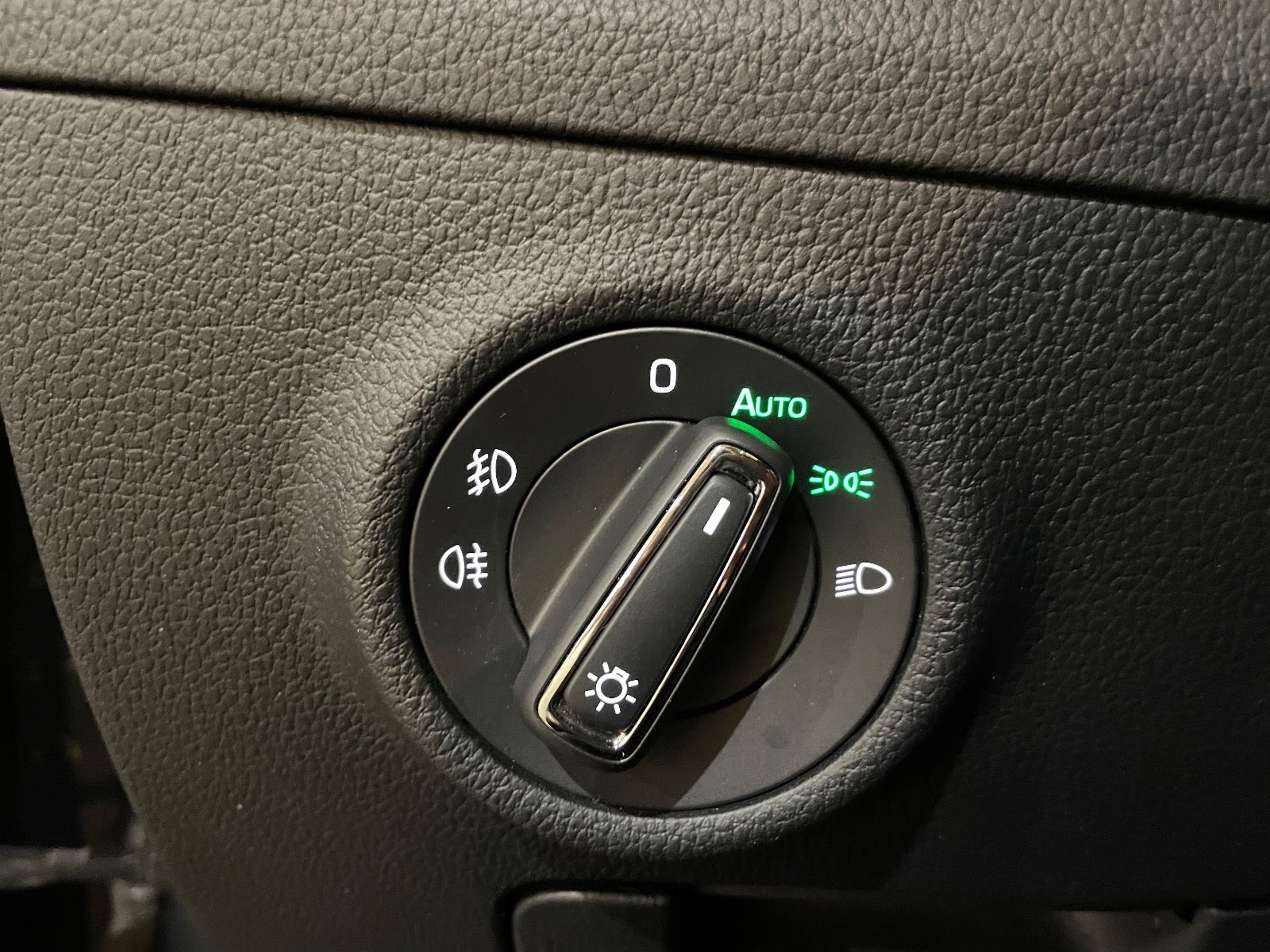 Skoda Superb TDi 190 Sportline Combi DSG