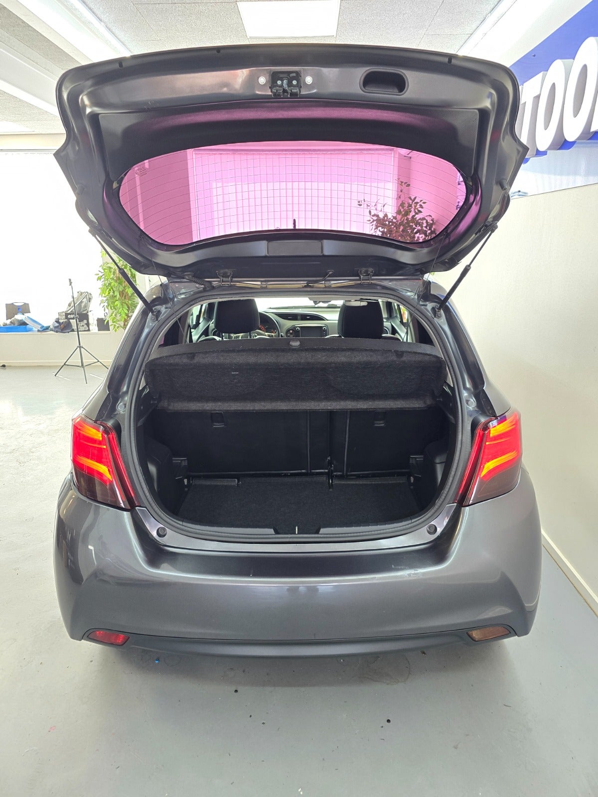 Billede af Toyota Yaris 1,0 VVT-i T2