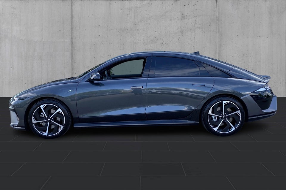 Hyundai Ioniq 6 84,0 N Line+ 2026