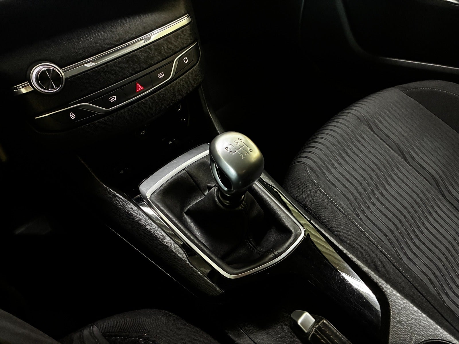 Billede af Peugeot 308 1,6 BlueHDi 120 Active SW