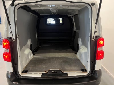 Toyota ProAce D 144 Medium Master aut.