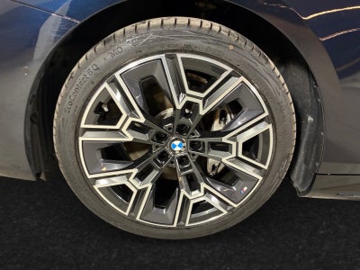 BMW i5 eDrive40 Touring Fully Charged M-Sport