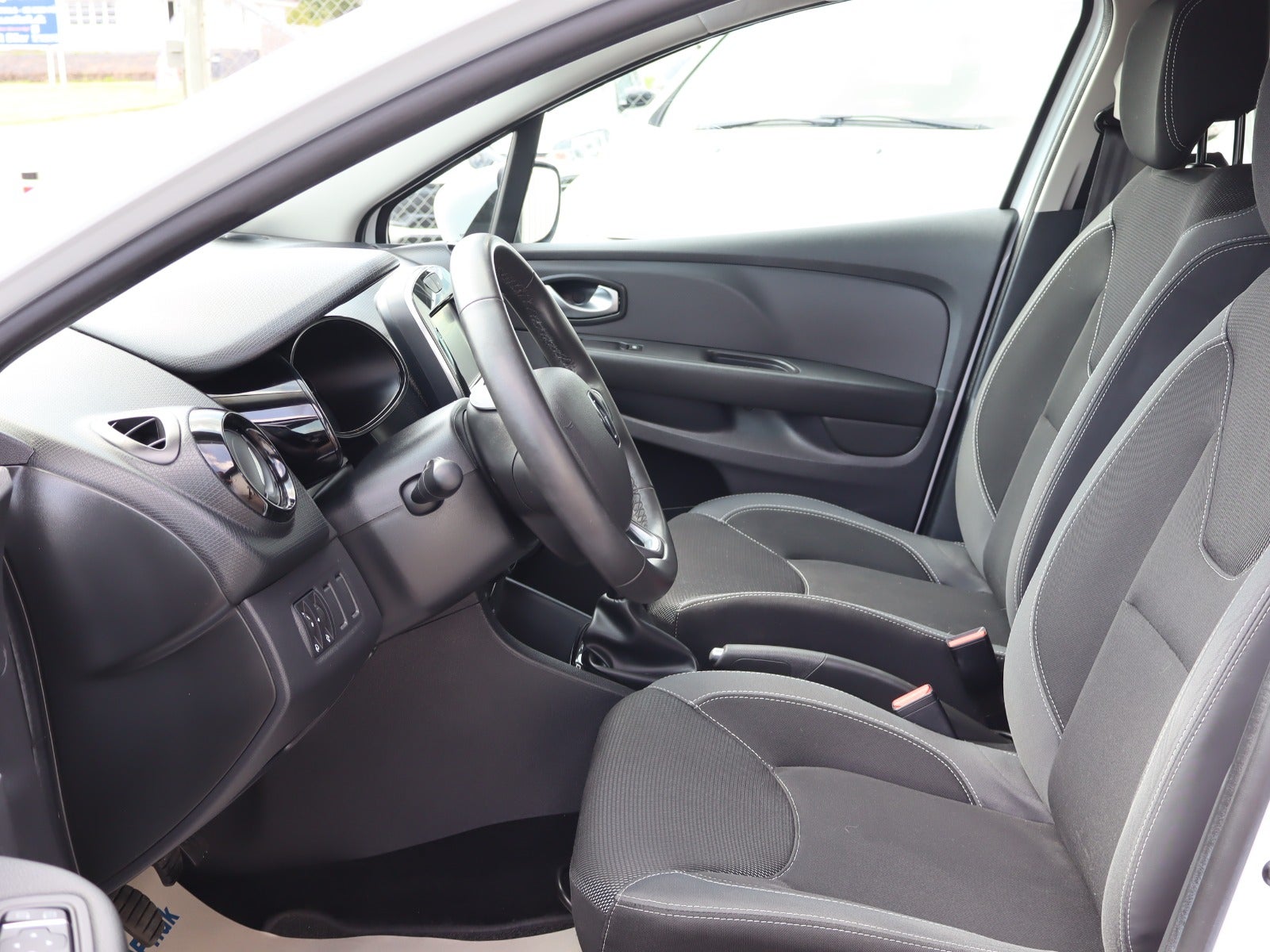Billede af Renault Clio IV 1,2 16V Zen