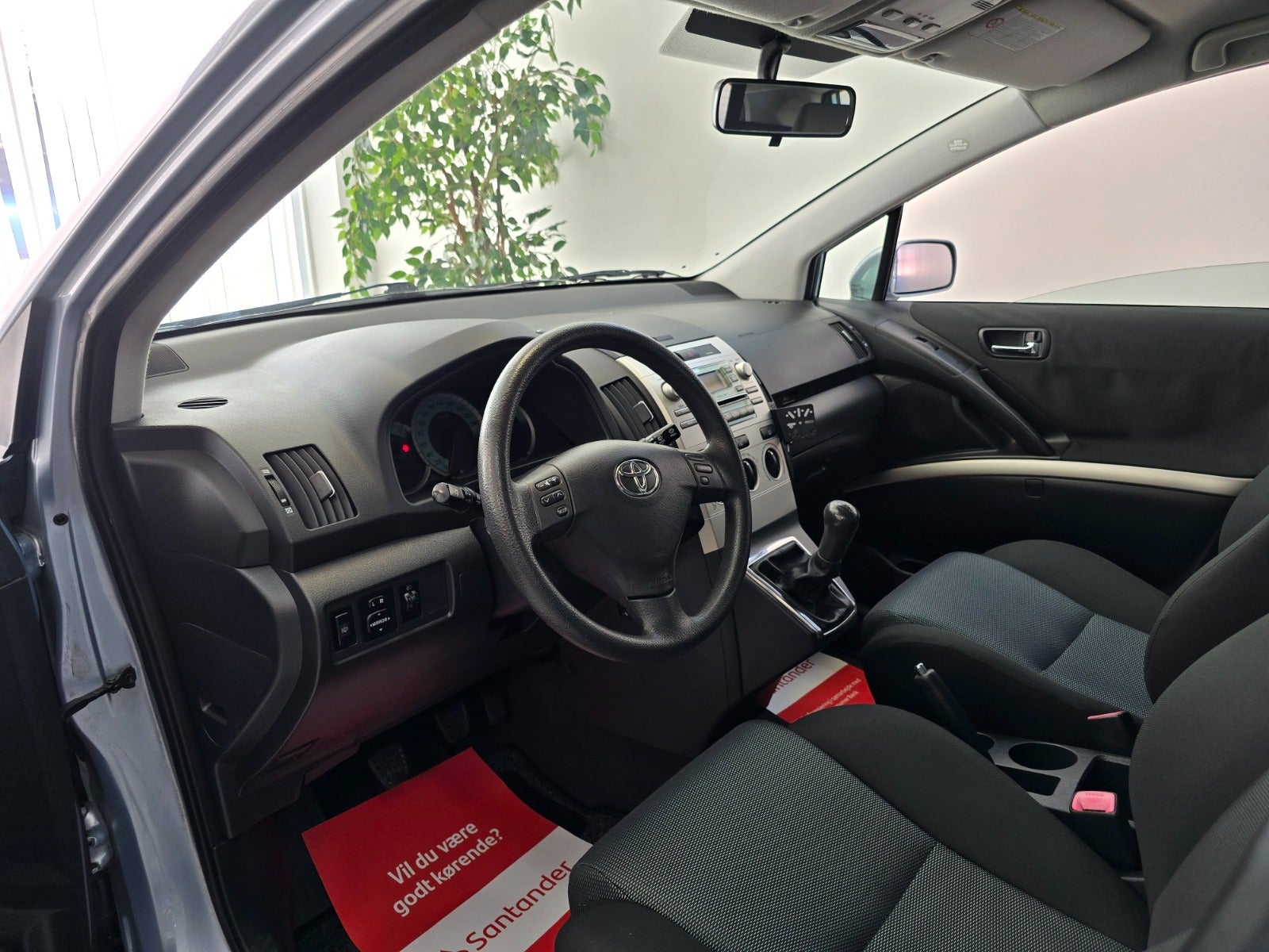 Billede af Toyota Corolla Verso 1,6 Terra 7prs