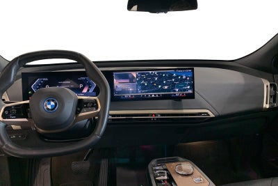 BMW iX xDrive40 Supercharged