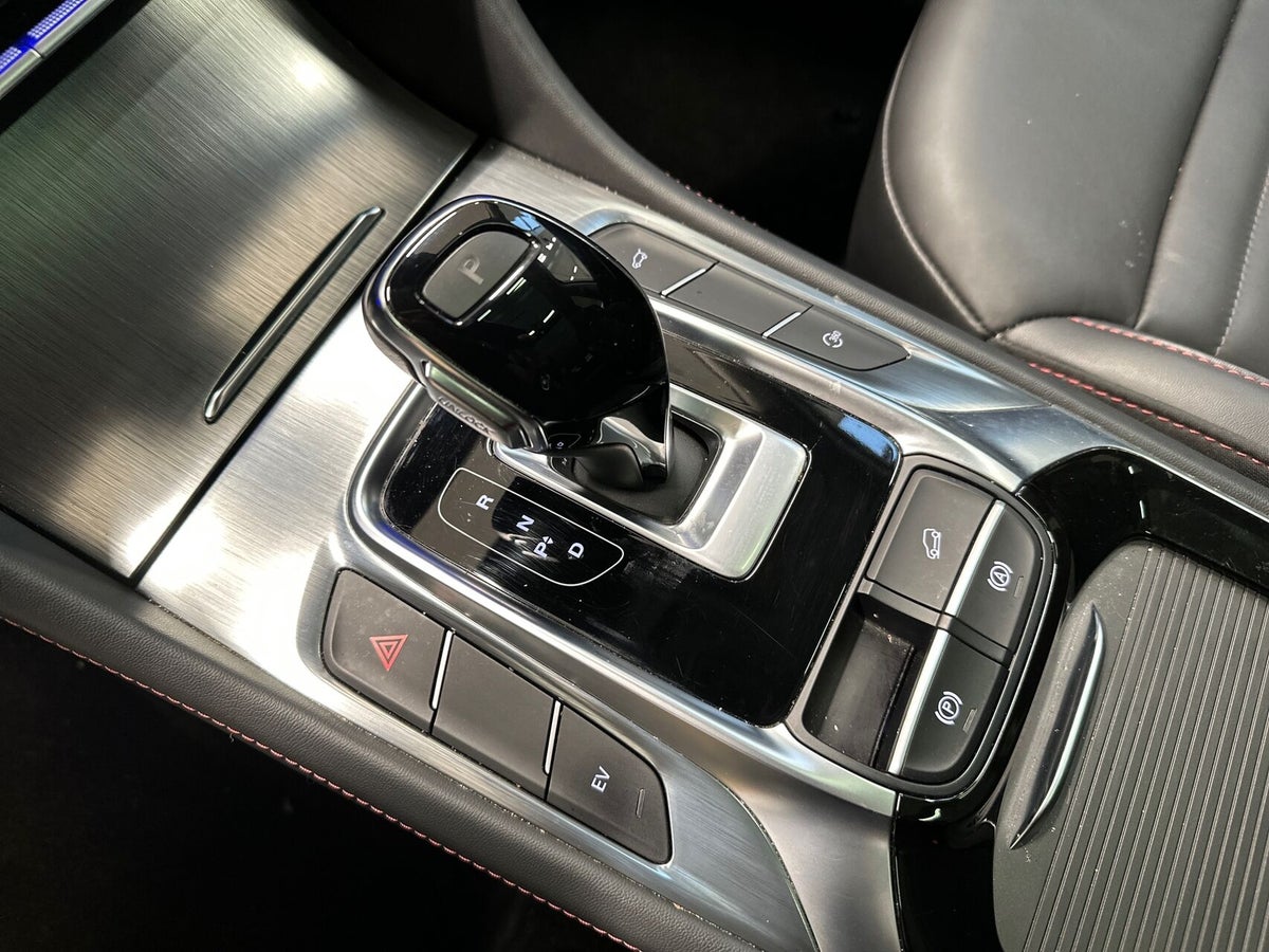 MG EHS PHEV Luxury billede 15