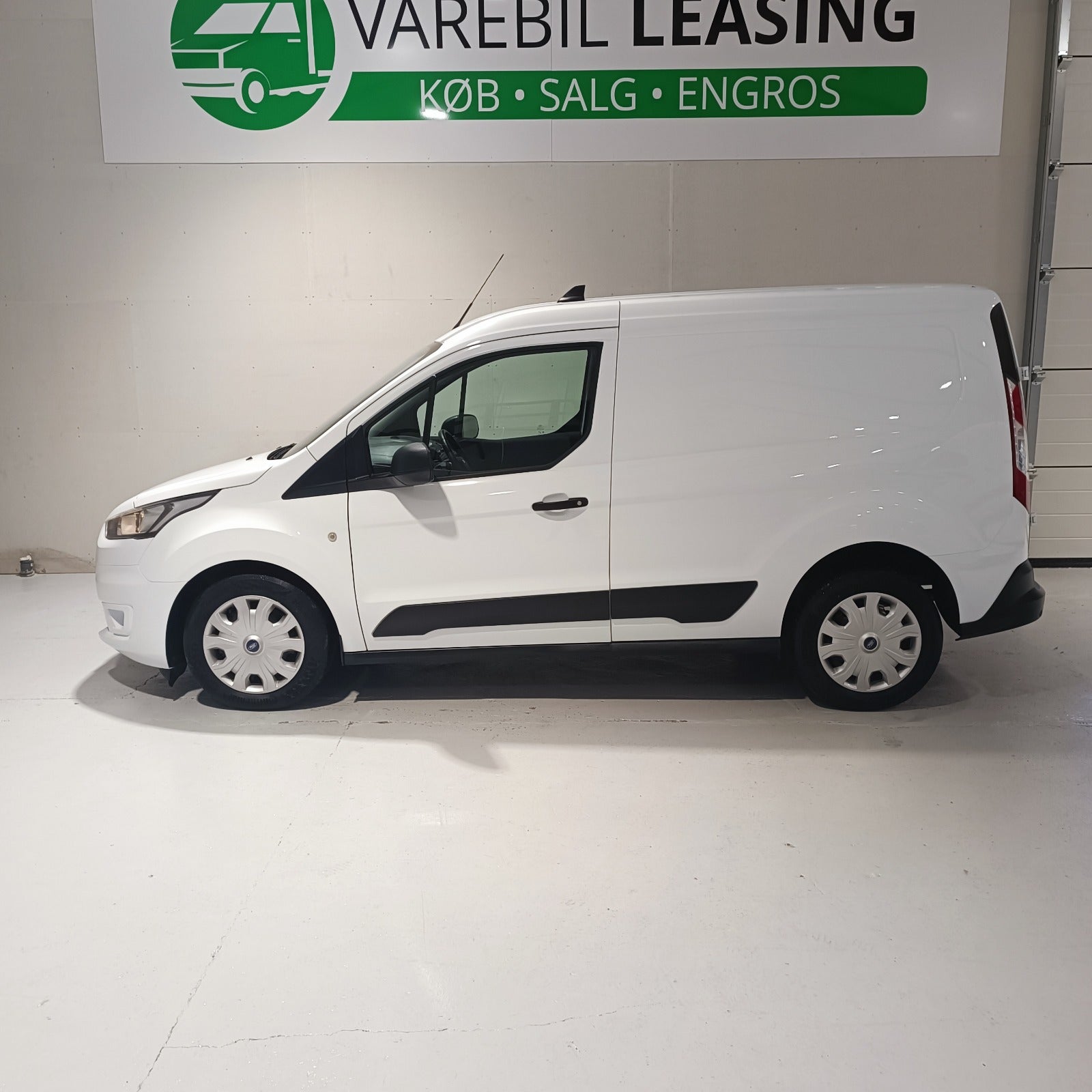Ford Transit Connect EcoBlue Trend kort