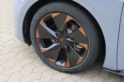 Cupra Born Dinamica Pack High