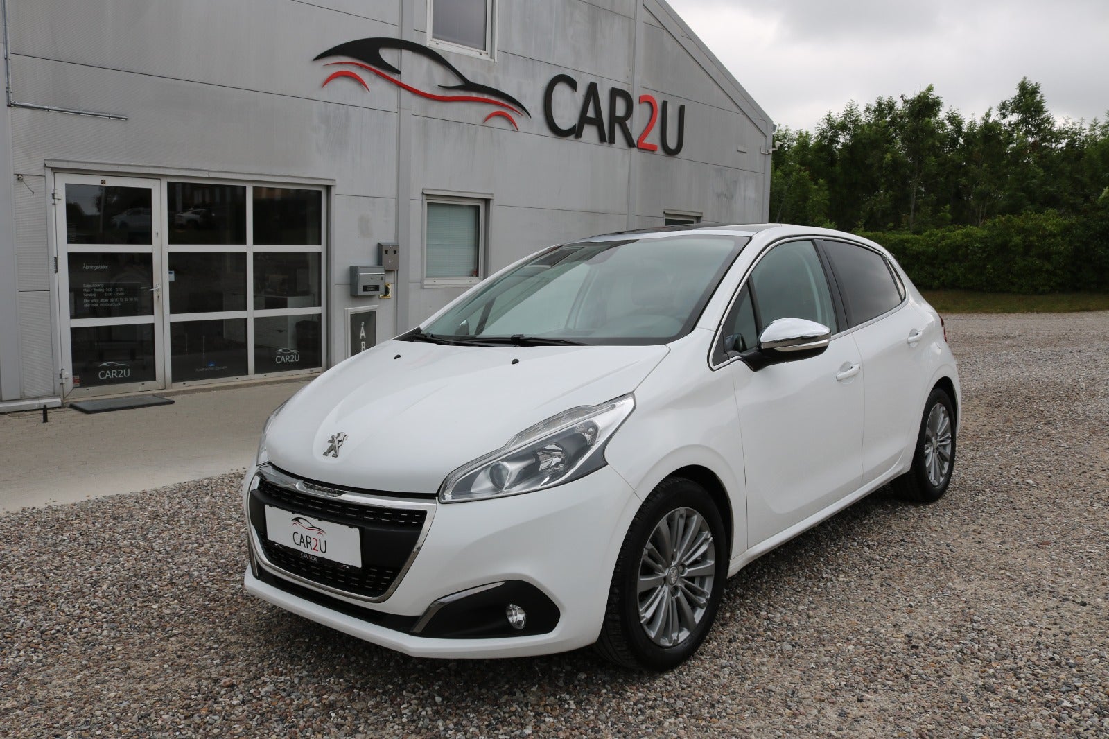 Peugeot 208 BlueHDi 100 Allure Sky