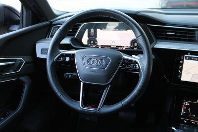 Audi e-tron S-line quattro