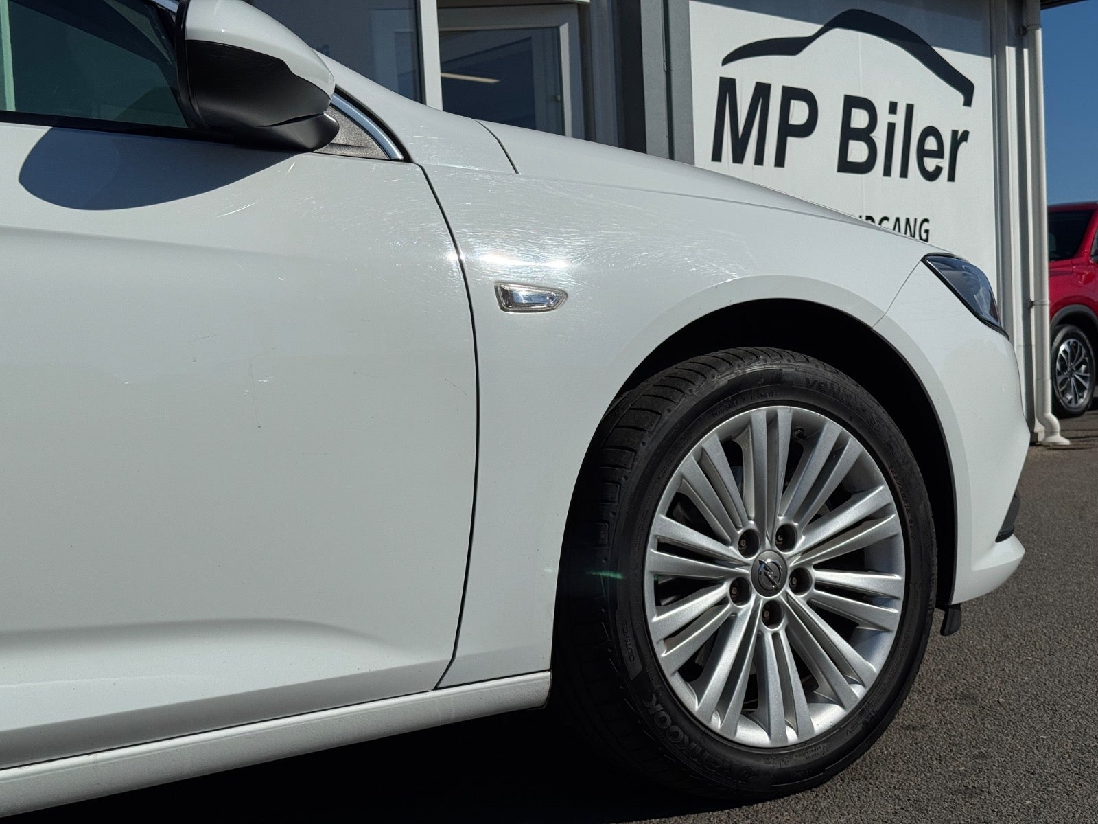 Billede af Opel Insignia 2,0 CDTi 170 Dynamic Best Line Sports Tourer