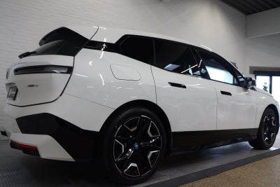 BMW iX xDrive40 Fully Charged Sport