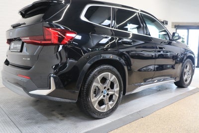 BMW iX1 xDrive30 X-Line