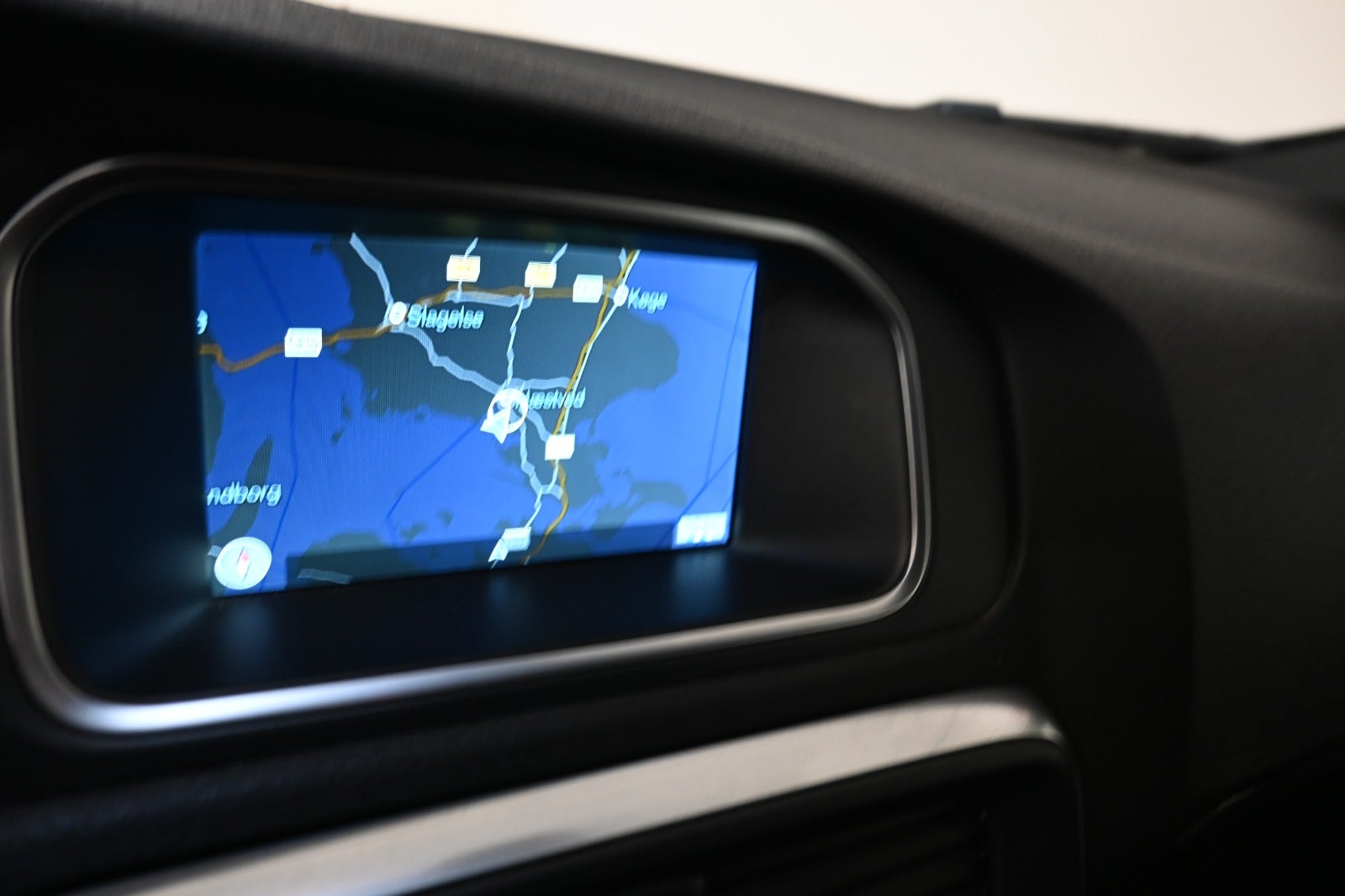 Volvo V40 T4 180 R-Design