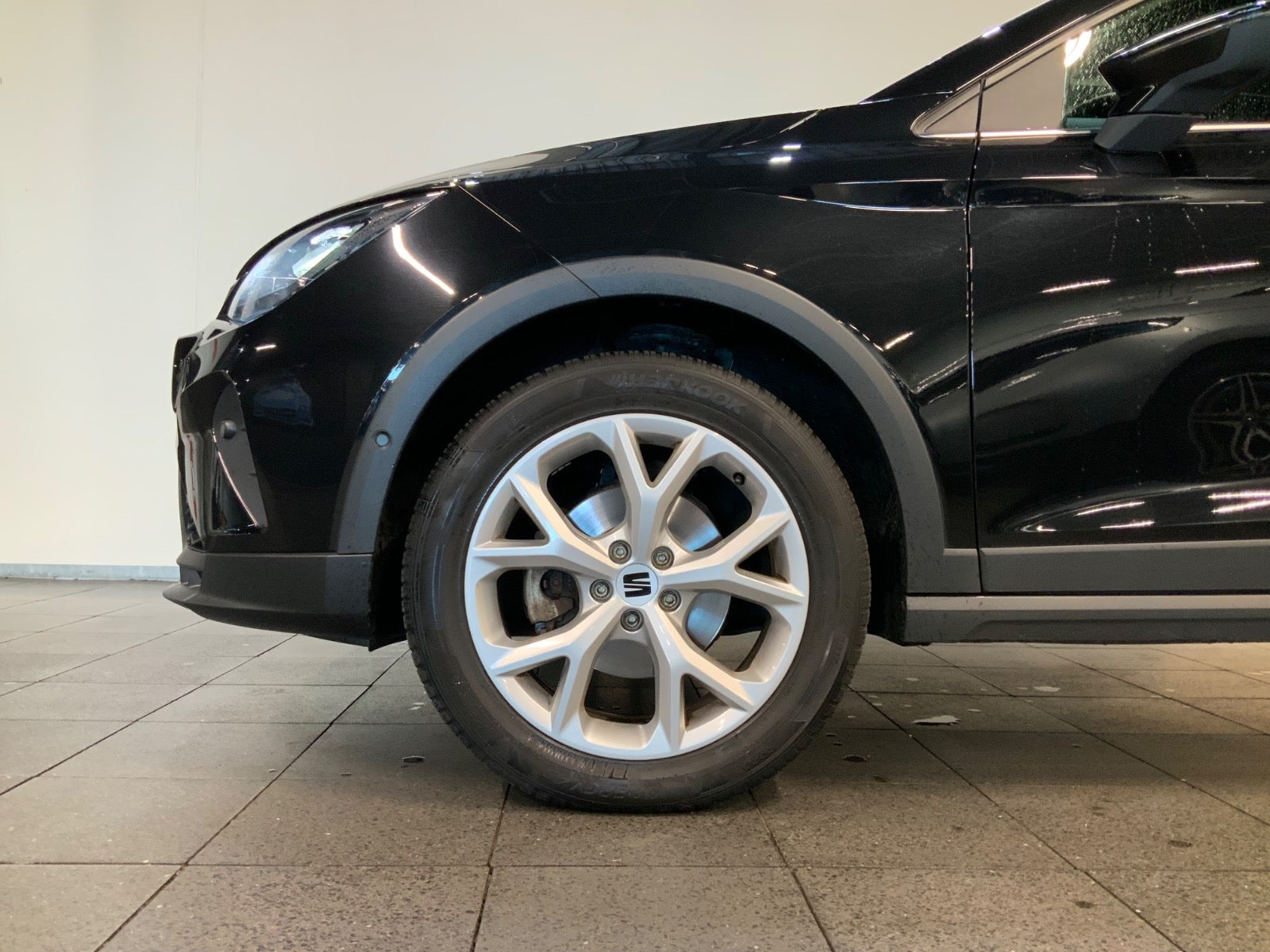Seat Arona (3/8)