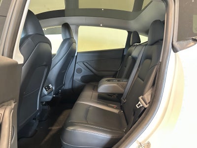 Tesla Model Y RWD