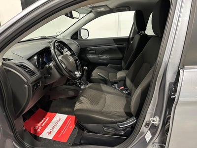 Mitsubishi ASX Invite