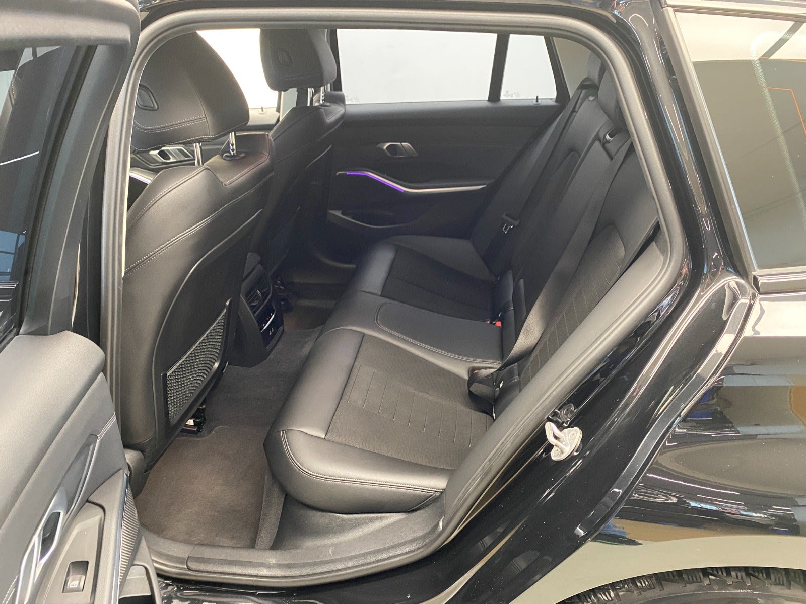 Billede af BMW 330e 2,0 Touring Sport Line aut.