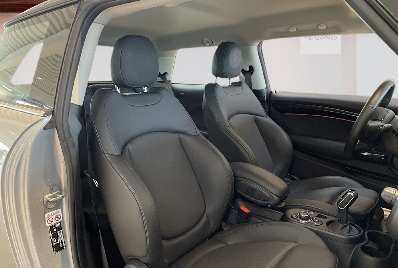 MINI Cooper SE Classic Trim