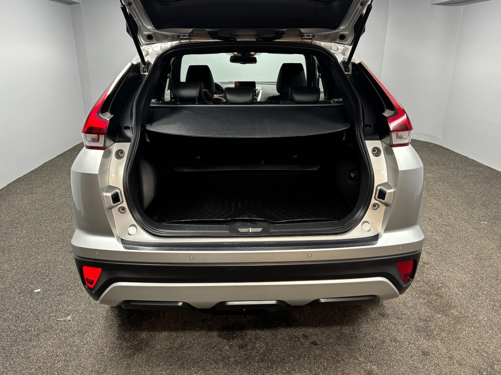 Billede af Mitsubishi Eclipse Cross 2,4 PHEV Intense CVT 4WD