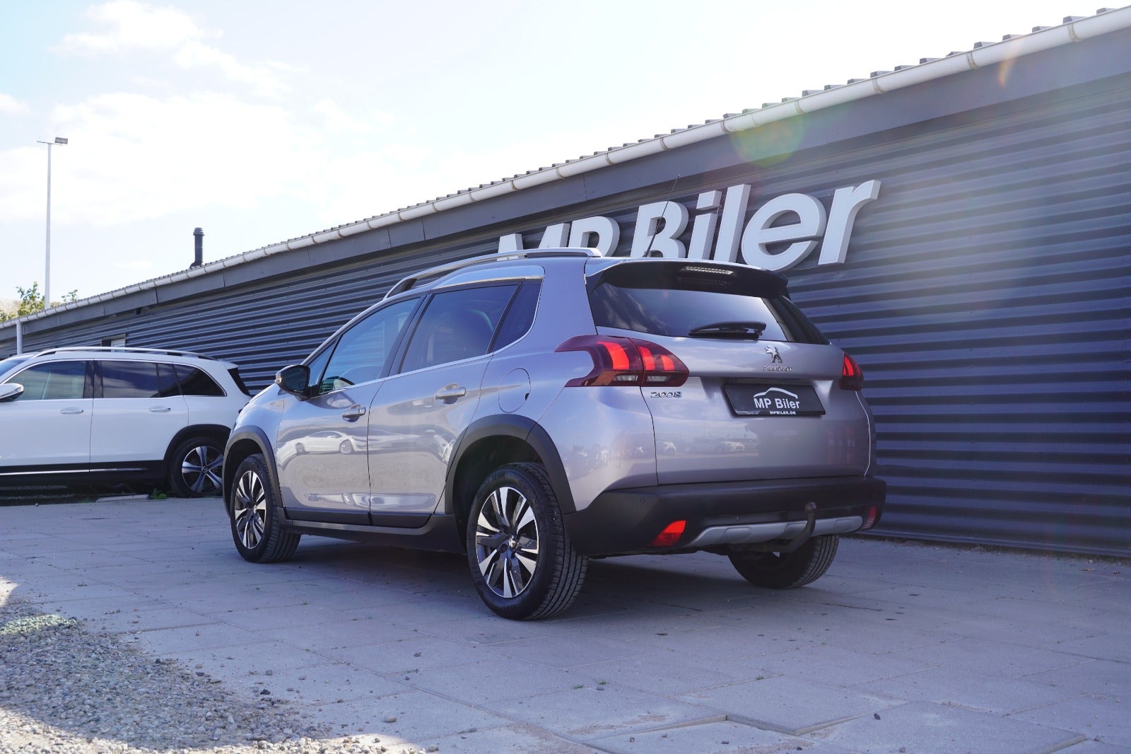 Billede af Peugeot 2008 1,6 BlueHDi 100 Selection Sky
