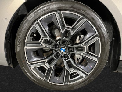 BMW i5 eDrive40 Fully Charged M-Sport