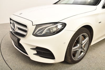 Mercedes E300 de AMG Line stc. aut.