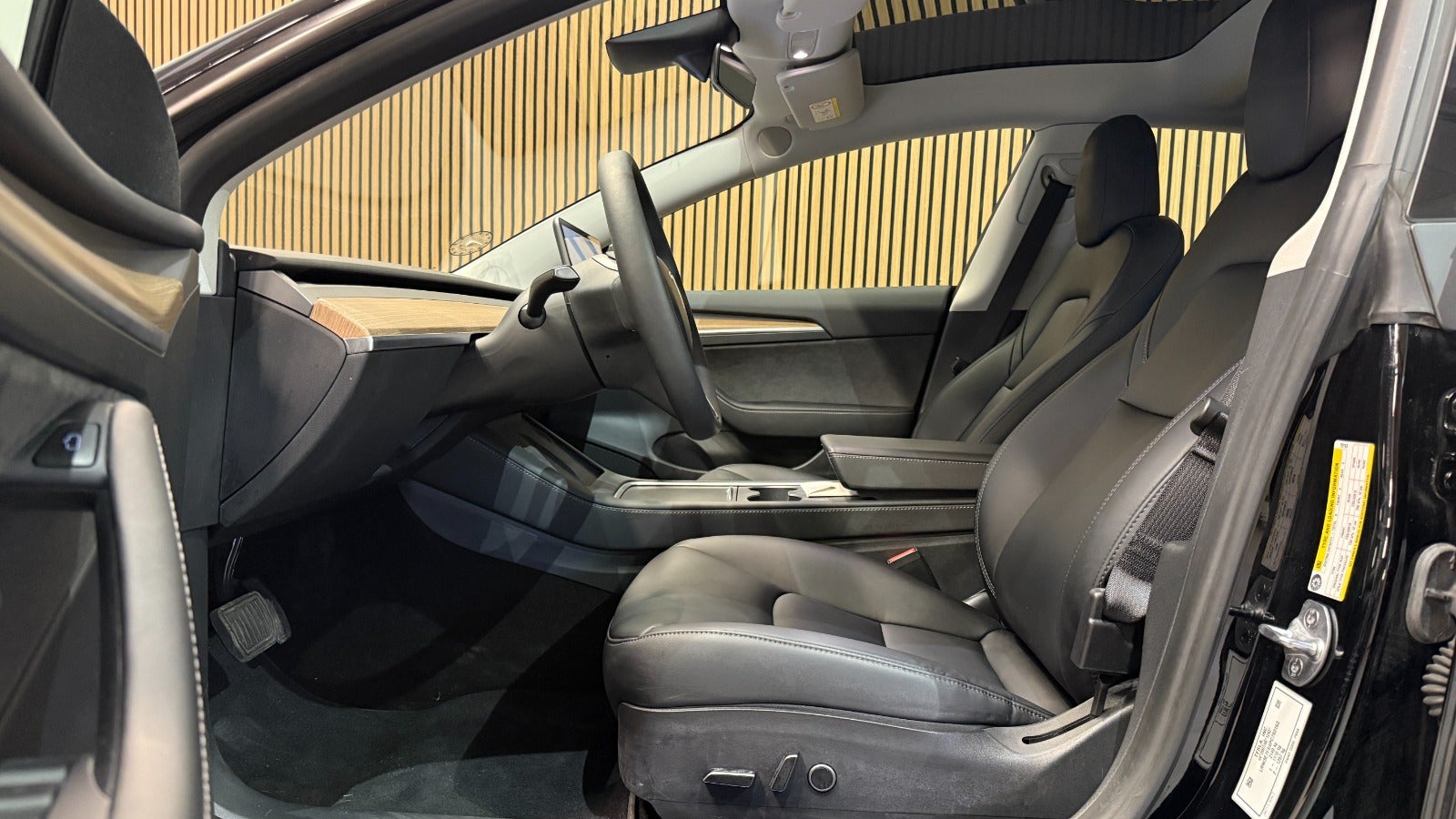 Billede af Tesla Model 3 Standard Range+ RWD