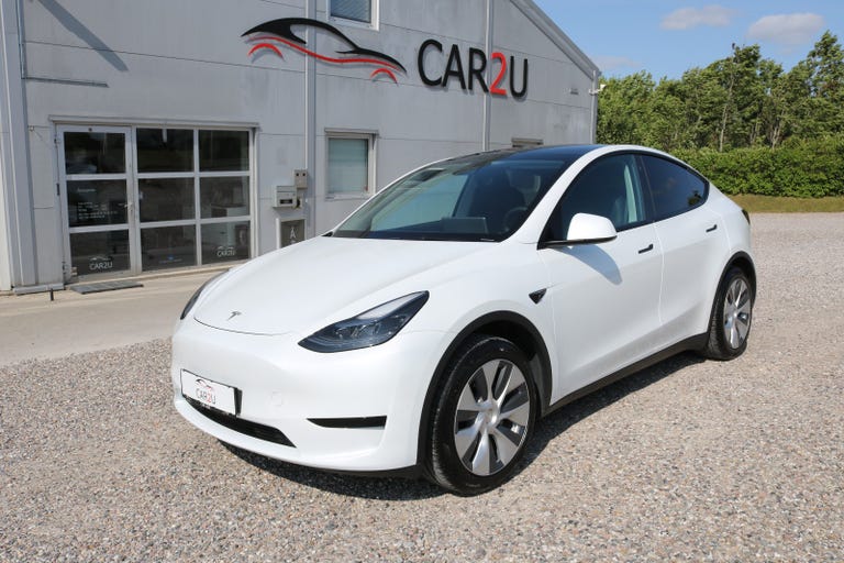 Tesla Model Y RWD
