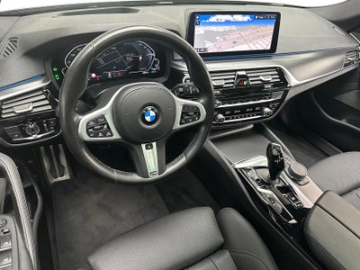 BMW 530e Touring M-Sport aut. billede 2