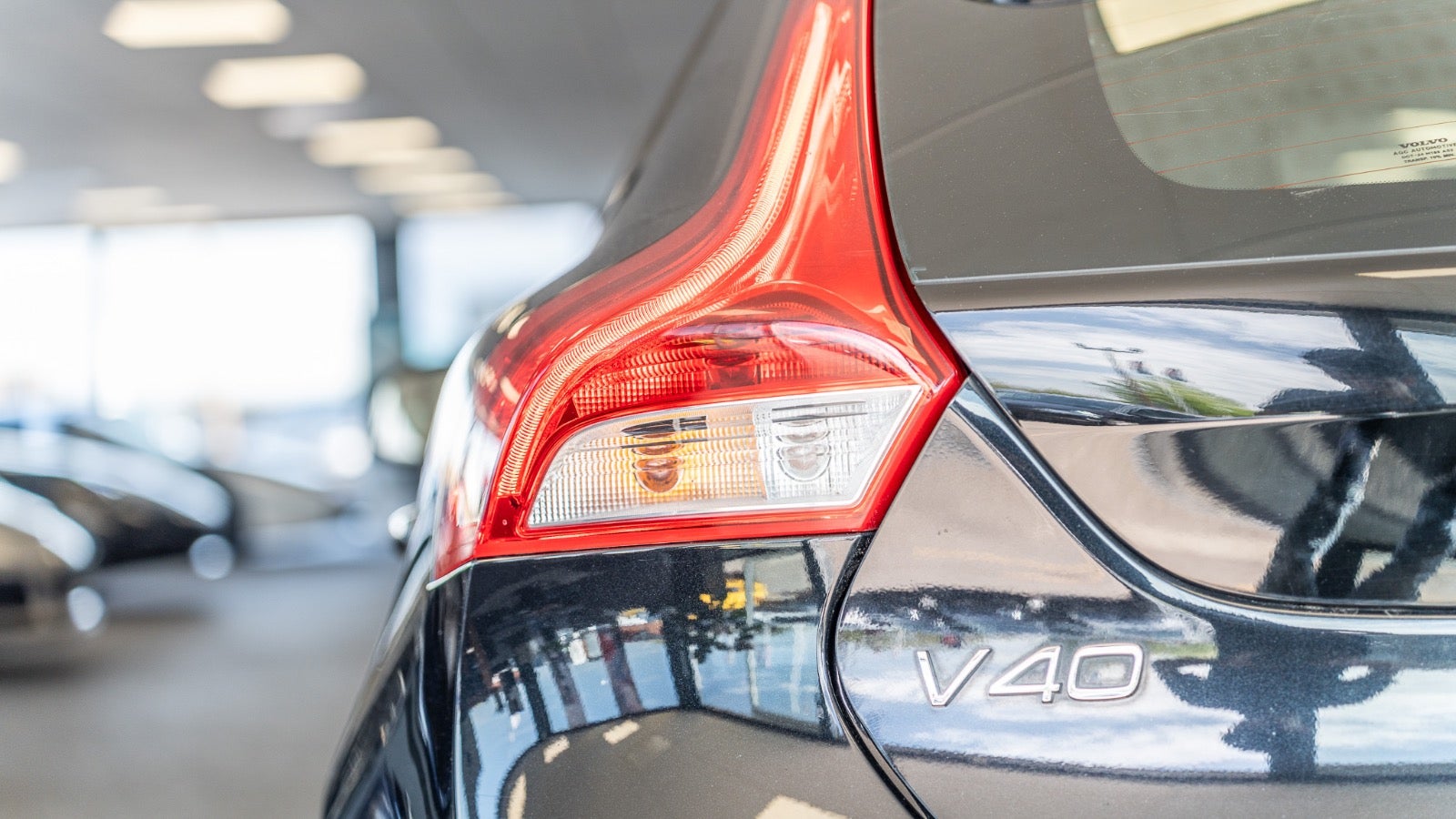 Volvo V40 2015