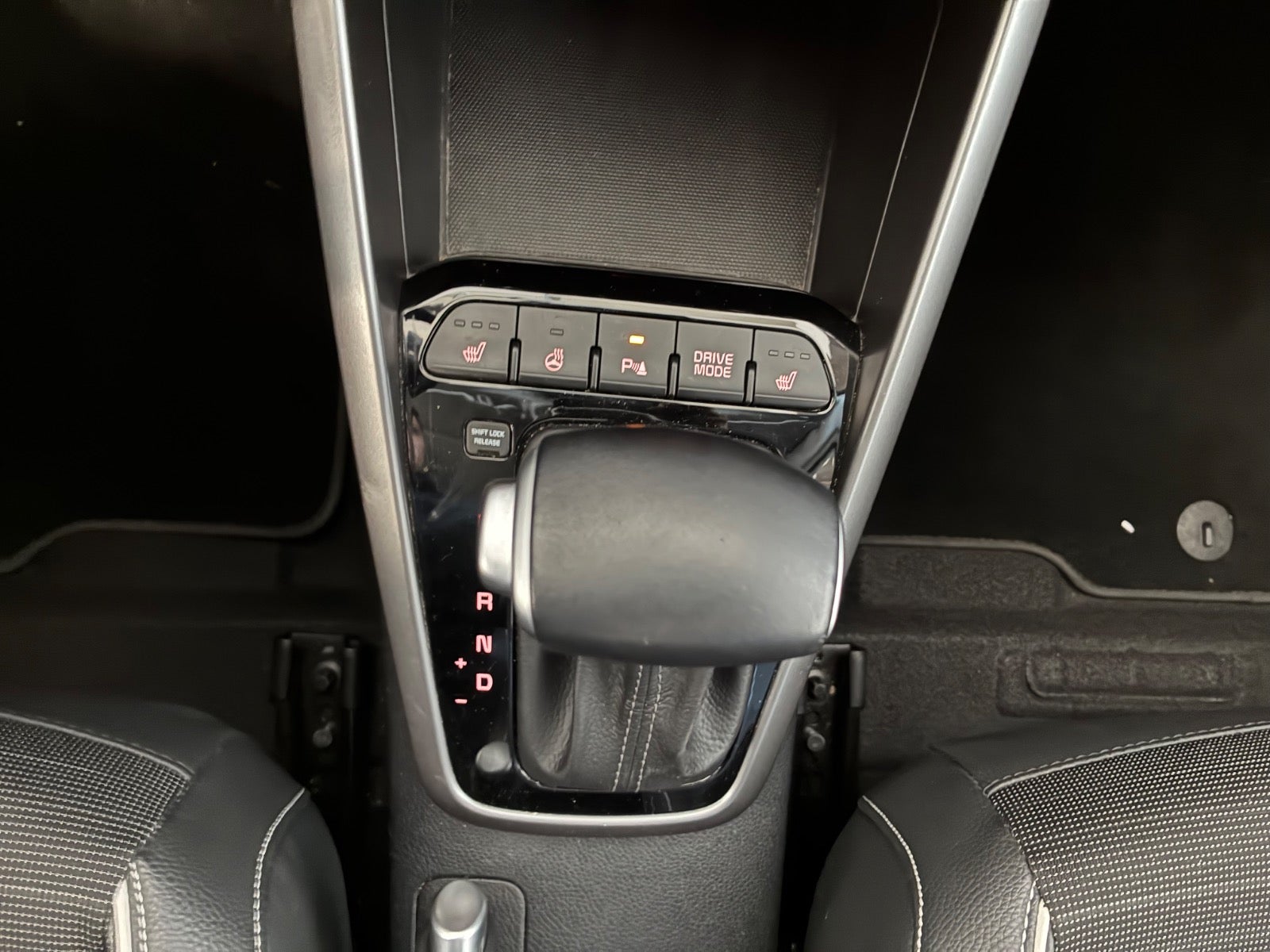 Kia Stonic T-GDi mHEV GT-Line DCT