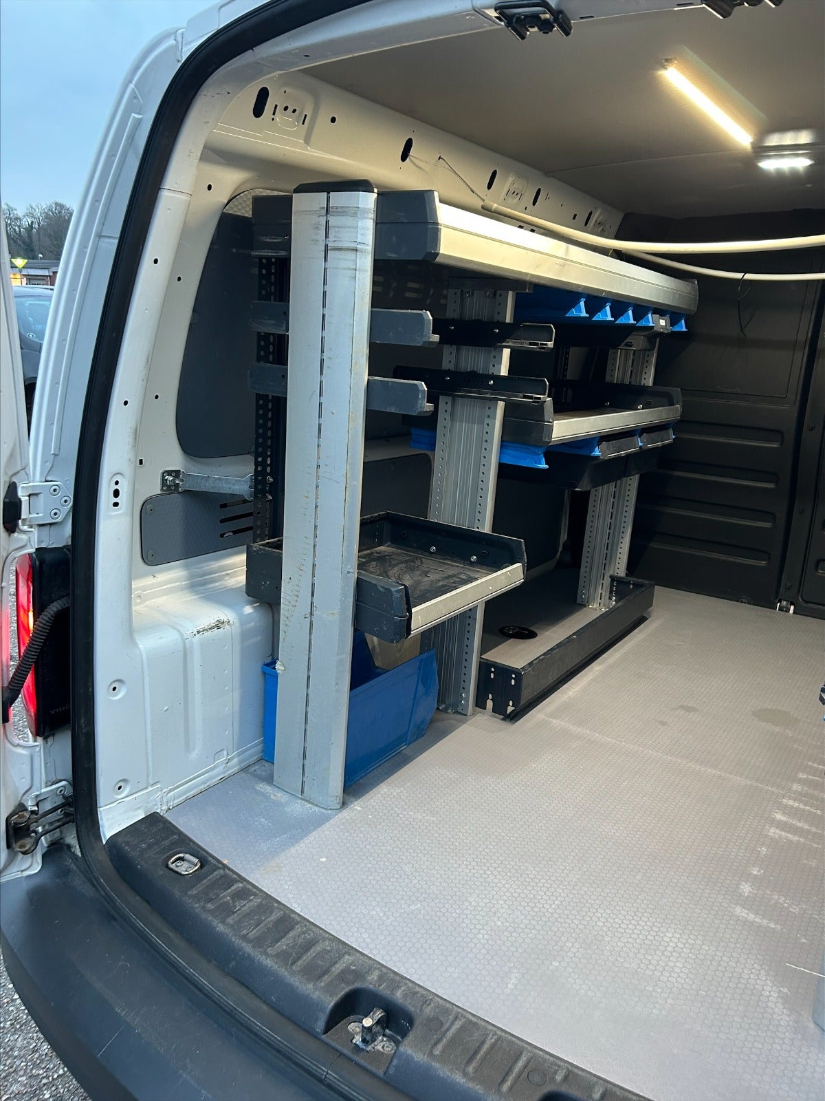 Billede af VW Caddy Maxi 2,0 TDi 102 BMT Van