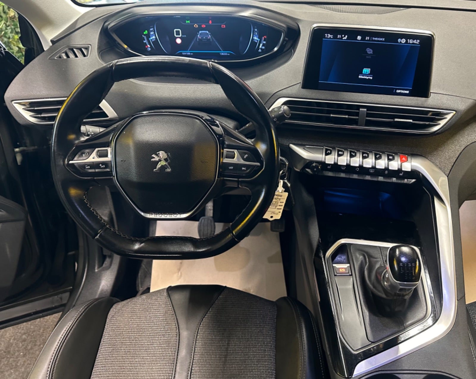 Billede af Peugeot 5008 1,5 BlueHDi 130 Allure 7prs