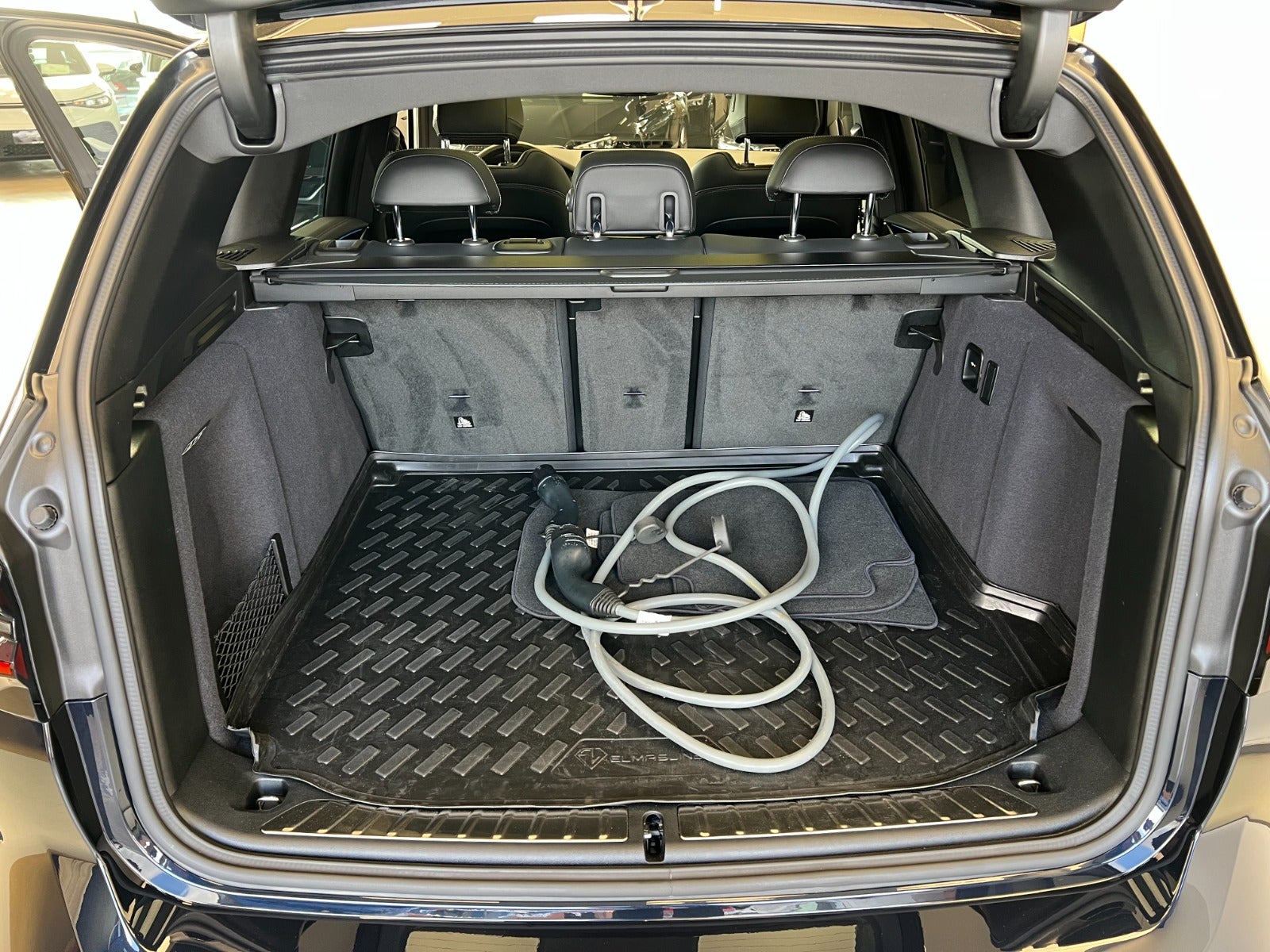 Billede af BMW iX3  Charged M-Sport
