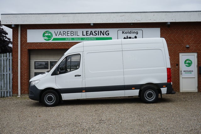 Mercedes Sprinter 214 2,2 CDi A2 Kassevogn aut. FWD