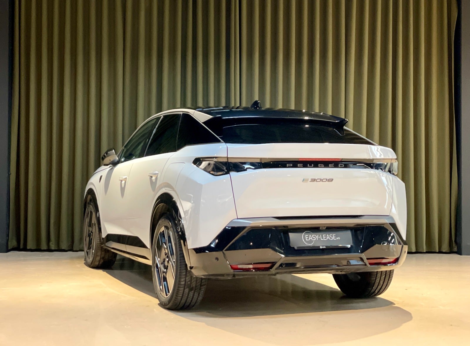 Billede af Peugeot e-3008 77 GT