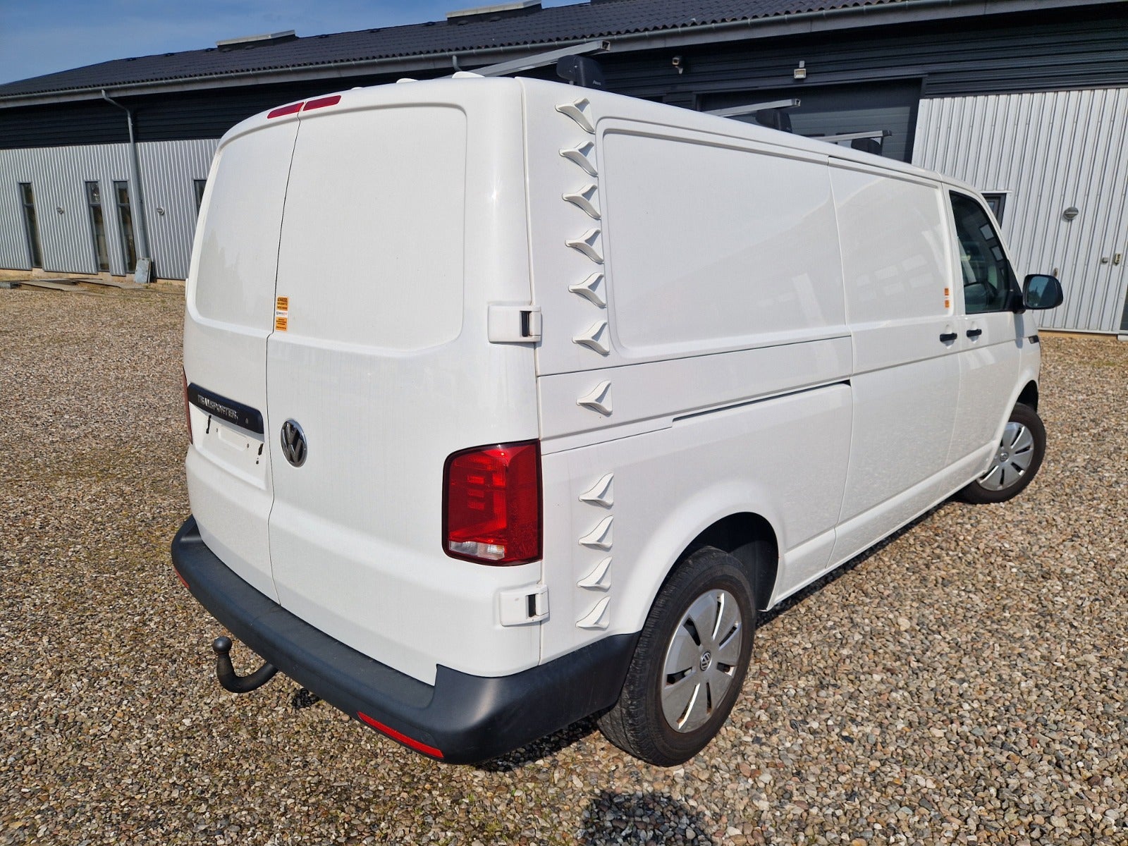 Billede af VW Transporter 2,0 TDi 110 Kassevogn lang