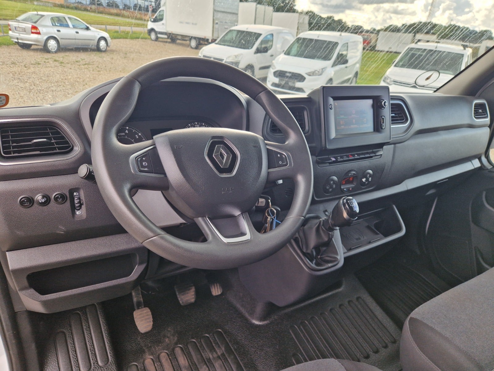 Billede af Renault Master IV T35 2,3 dCi 180 L2 Alukasse m/lift