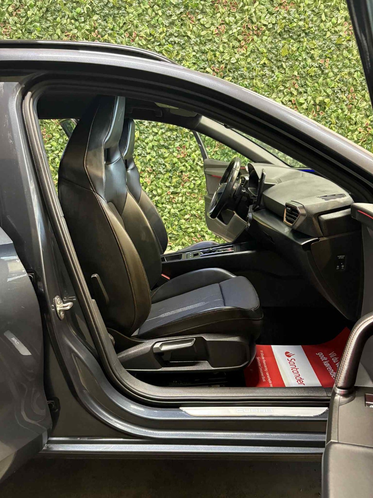 Billede af Seat Leon 1,4 eHybrid Cupra Sportstourer DSG