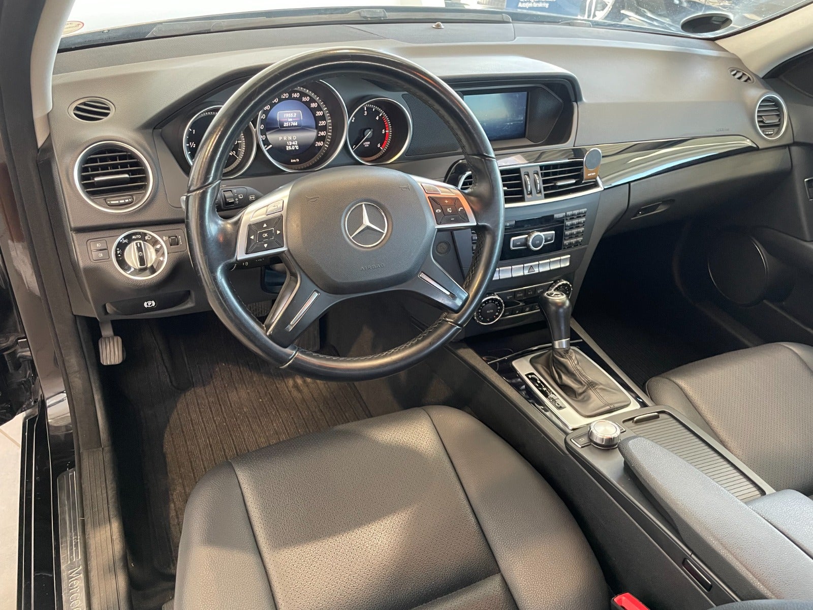 Mercedes C200 2013