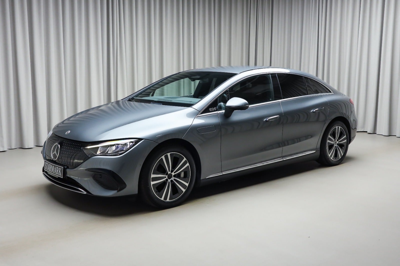 Mercedes-Benz EQE 350